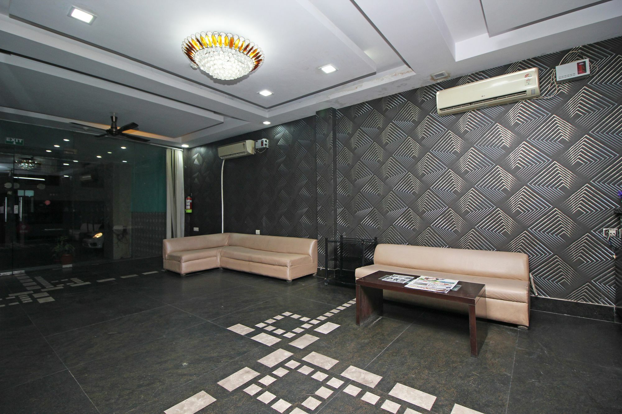Oyo 9030 Hotel Delhi Airport Plaza Nova Deli Exterior foto
