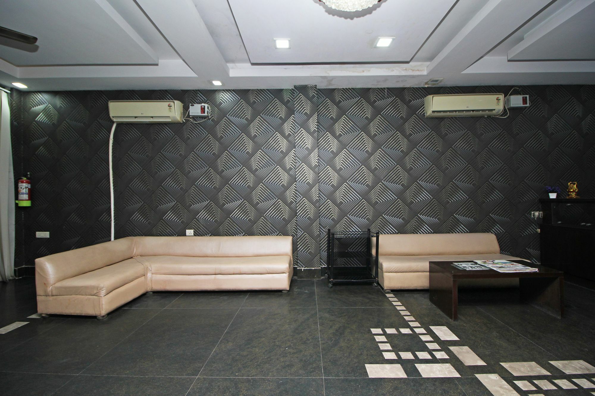 Oyo 9030 Hotel Delhi Airport Plaza Nova Deli Exterior foto